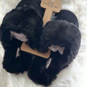 Coach Women’s Slippers In black Size 7